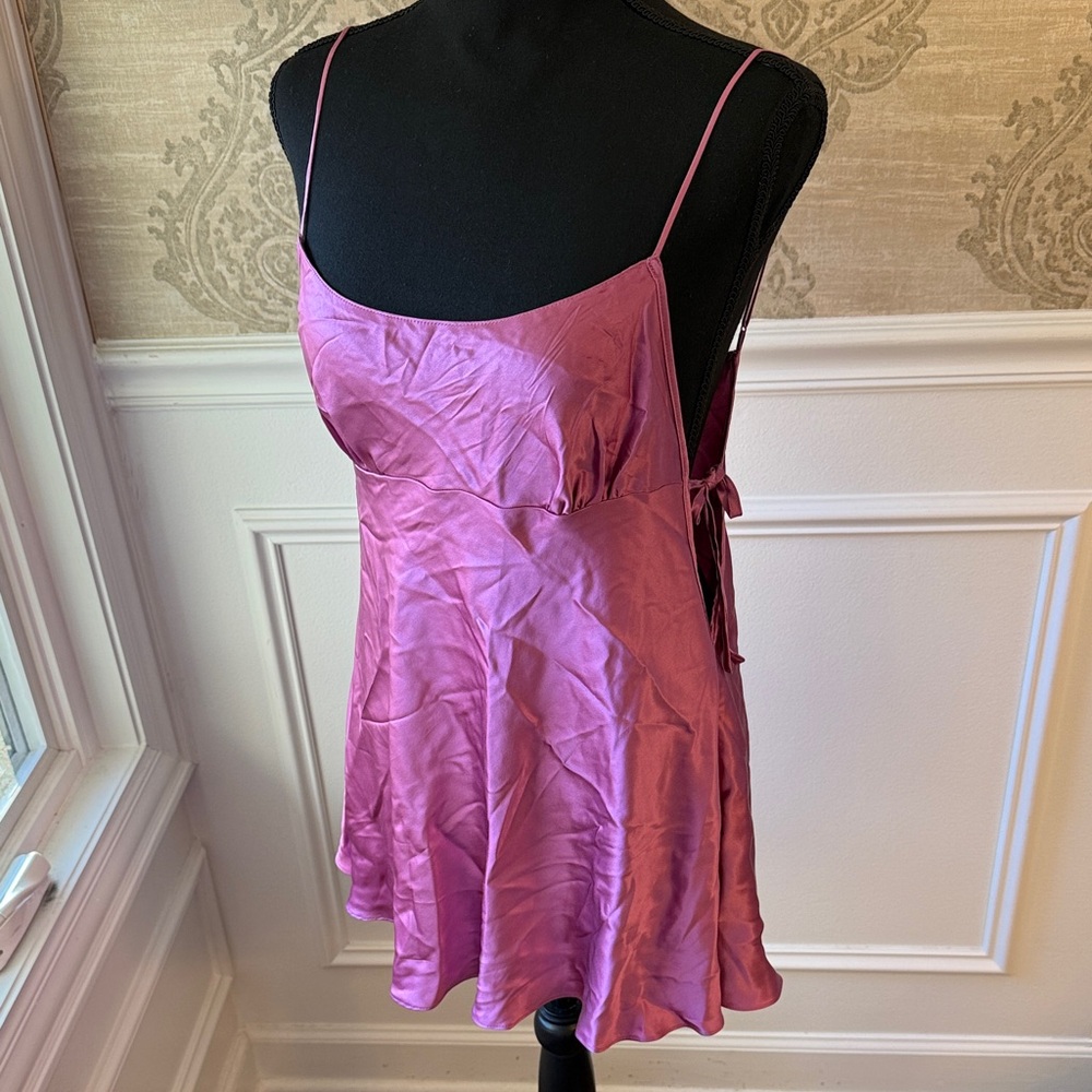 Vintage Victoria's Secret slip magenta size Small